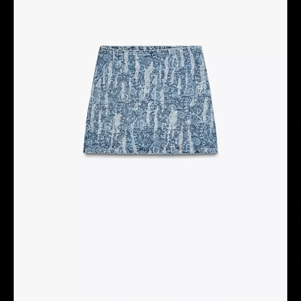 Zara Denim Blue Skirt - Picture 4 of 5